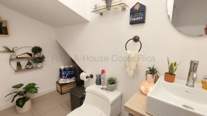 Venta de Casa en Mora-Colón. RAH 26-2213 en Colón, Mora, San José — $253,000