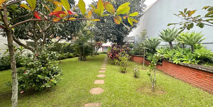 Venta :Casa Condo el Prado Elegante madera y Amplitud Curridabat  (CT) en Curridabat, San José — $280,000 - Foto 3 de 9