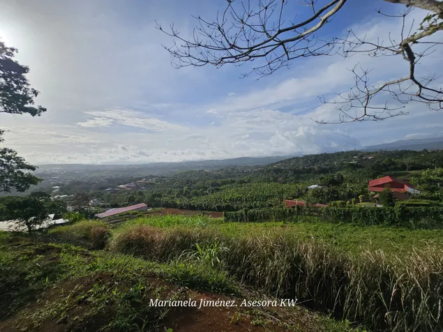 Venta de Lote con Espectacular Vista al Centro San Ramón en San Isidro, San Ramón, Alajuela — ₡ 55 000 000