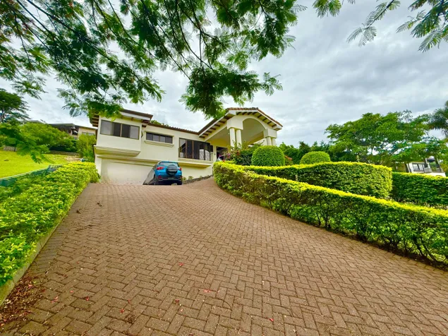 Luxury House in Condominium Near Multiplaza – 4 Bedrooms in Escazú, San José — $1,100,000