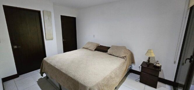 Alquiler de Apartamento en Pozos de Santa Ana. RAH 26-1361 en Pozos, Santa Ana, San José — $1,300