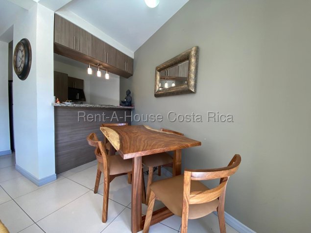Se vende apartamneto en Ulloa en Ulloa, Heredia — $165,000