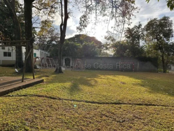 Venta de Lote Plano en Santa Ana. RAH 26-1687 en Santa Ana, San José — $177,000