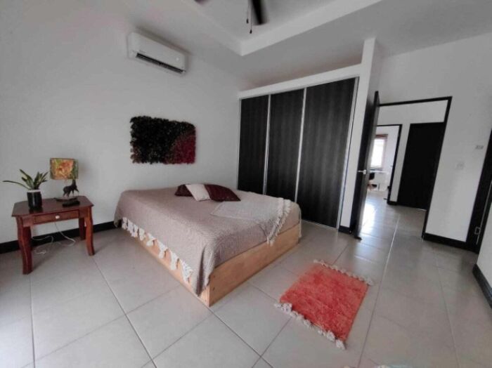 CASA EN VENTA, SAN RAFAEL ESCAZÚ,$280.000 Cod#24-1529 in San Rafael, Escazú, San José — $280,000