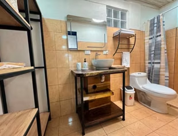 Se alquila apartamento amueblado en Alajuela con seguridad in Alajuela — $700 - Photo 3 of 6
