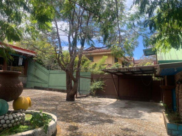 Casa amueblada en alquiler en Escazú rodeada de naturaleza y tranquilidad #26-2008 GS en San Antonio, Escazú, San José — $2,800