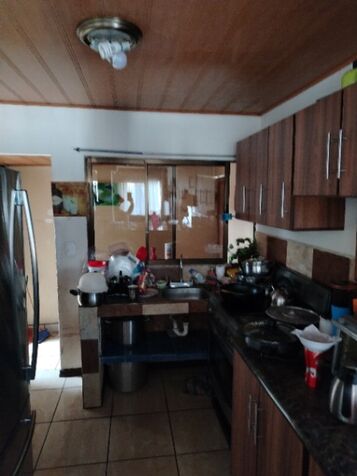 Casa en Escazú centrica en San Rafael, Escazú, San José — ₡ 65 000 000