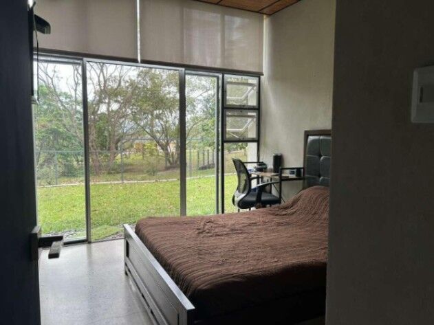 Casa moderna con uso comercial y diseño industrial contemporáneo 26-1341 GS in Piedras Negras, Mora, San José — $2,500
