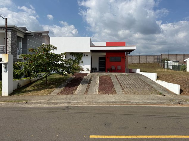 Venta de casa en Tacares de Grecia in Tacares, Grecia, Alajuela — ₡ 106 000 000 - Photo 2 of 49