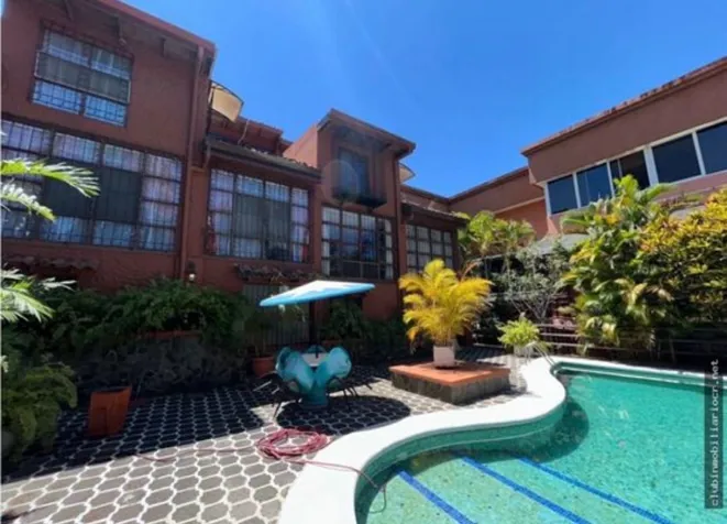 Oportunidad! en Nunciatura, propiedad con 5 casas grandes en Pavas, San José — $975,000 - Foto 2 de 21