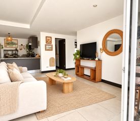 Venta cómodo apartamento con terraza, Granadilla, Curridabat (MJ) en Granadilla, Curridabat, San José — $175,000 - Foto 3 de 10