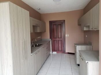 VENDO APARTAMENTO EN SAN RAFAEL DE ESCAZÚ. in San Rafael, Escazú, San José — $320,549 - Photo 4 of 14