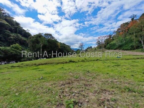 MLS-26-1444 LS VENTA FINCA MURCIA TURRIALBA CONTACTENOS AL # 86127562 in Turrialba, Cartago — $3,500,000