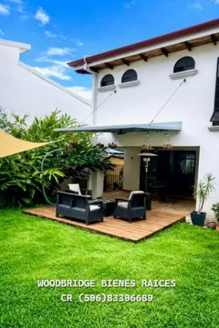 Escazú casa en alquiler con jardín $2.800 en Escazú, San José — $2,800 - Foto 3 de 21