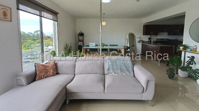 Tu hogar en condominio seguro en Granadilla in Granadilla, Curridabat, San José — $158,000