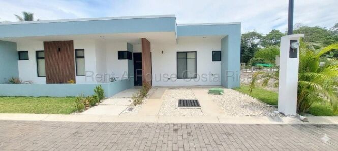 Venta de Casa en Parrita-Puntarenas.  in Parrita, Puntarenas — $385,000