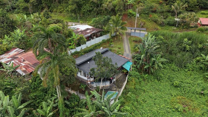 VENTA DE CASA AMUEBLADA DE 2 HABITACIONES EN MATASANOS DE PARAMO, PEREZ ZELEDON en Páramo, Pérez Zeledón, San José — $120,000