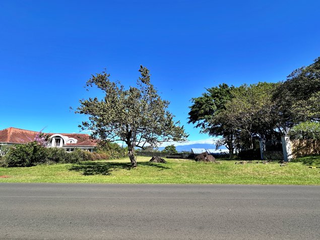 Venta de lotes en Los Reyes, la Guácima, Alajuela. (FAU) en Guácima, Alajuela — $204,120 - Foto 2 de 5