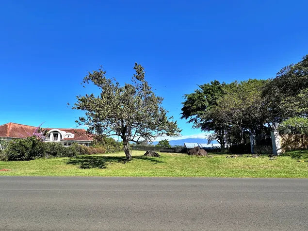 Venta de lotes en Los Reyes, la Guácima, Alajuela. (FAU) en Guácima, Alajuela — $204,120 - Foto 2 de 5