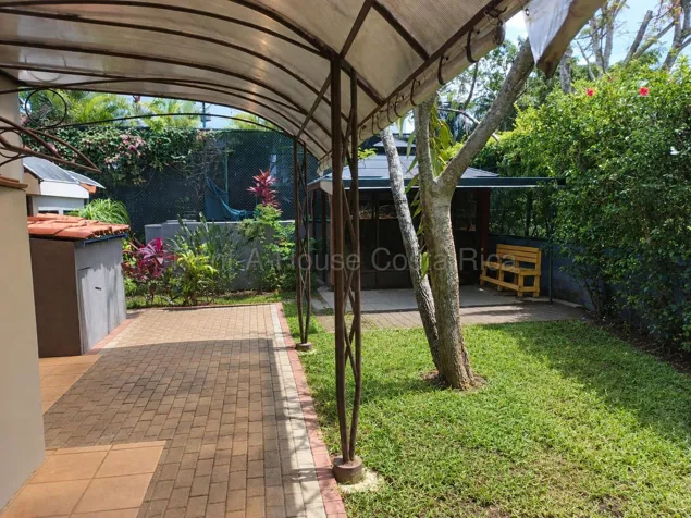 Venta de casa de lujo en la Guácima #27-603 GS en Guácima, Alajuela — $446,250 - Foto 3 de 10