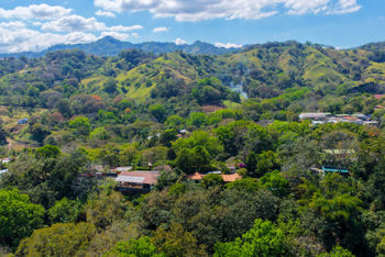Exclusive Gated Community Home with Valley Views- Atenas in San José, Atenas, Alajuela — $698,000 - Photo 4 of 55
