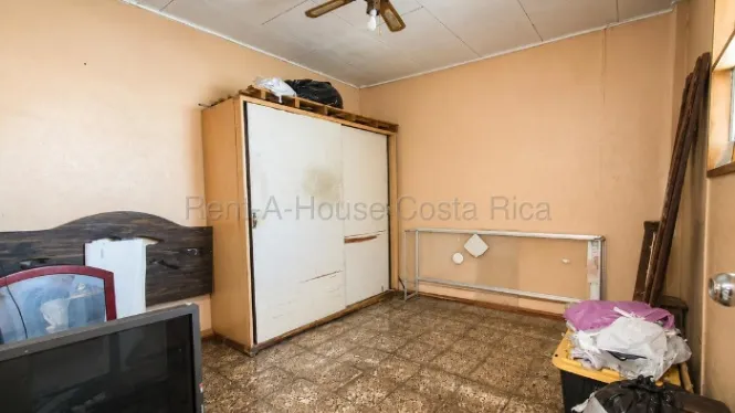 Venta de Propiedad Comercial en Alajuelita-Centro. RAH 27-209 en Alajuelita, San José — ₡ 130 000 000 - Foto 2 de 15