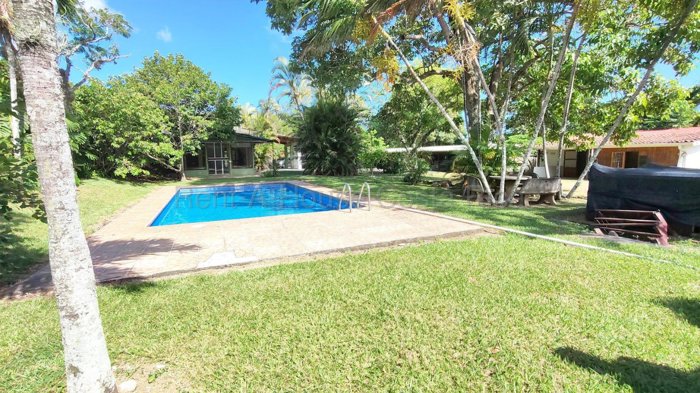 Venta de propiedad con uso mixto y alto potencial de desarrollo #27-112 GS in Santa Ana, San José — $1,100,000