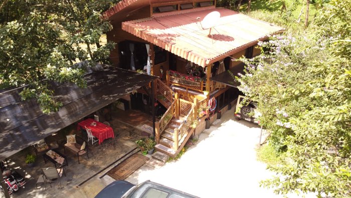 Cabaña en alquiler en Sarchi - Un oasis de paz con río al fondo en Alajuela — $700 - Foto 2 de 28