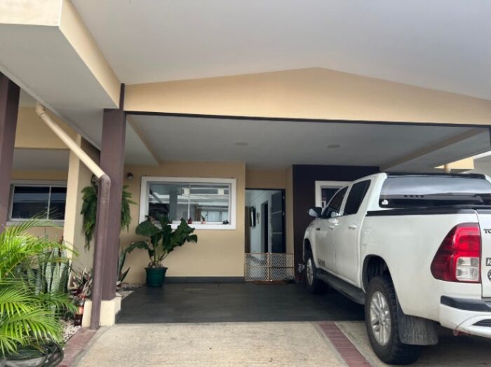 Venta de Casa en El Coyol de Alajuela. RAH 26-346 in Alajuela — $157,500