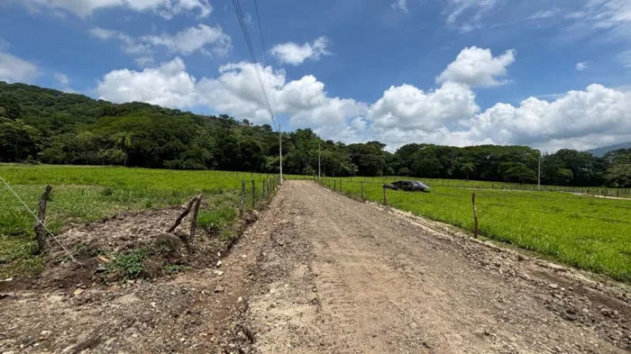 Commercial/residential lot of 2000m2 and 5000m2 for $110,000 in Balsilla in Atenas, Alajuela — $68,500 - Photo 3 of 8