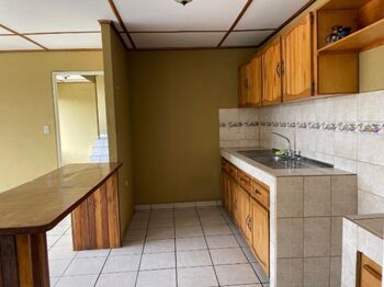 Alquiler de Apartamento en Tirrases de Curridabat.  in Tirrases, Curridabat, San José — $700 - Photo 4 of 10
