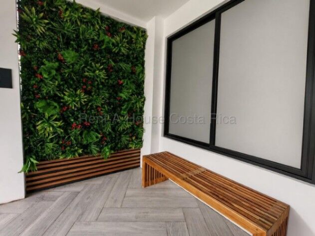 Venta de Casa en Moravia-San Vicente. RAH 25-992 en San Vicente, Moravia, San José — $198,500