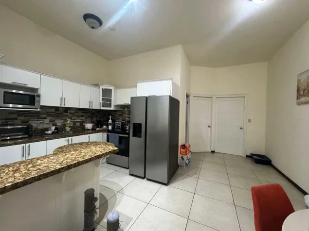 APARTAMENTO EN ROHRMOSER. en Pavas, San José — $135,000 - Foto 3 de 13