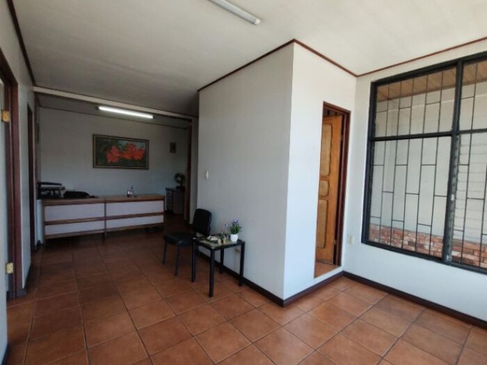 Venta de Edificio Comercial en el Centro de Alajuela. RAH 25-1698 in Alajuela — ₡ 203 000 000