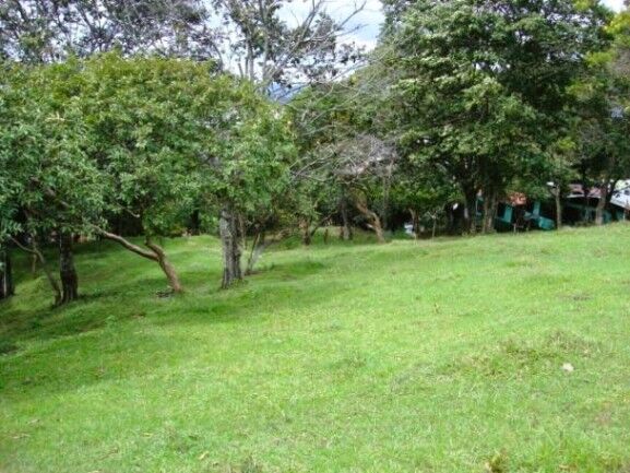  Terreno en Pozos de Santa Ana-San José -Costa Rica in Pozos, Santa Ana, San José — $821,600