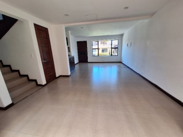 VENTA CASA CONDOMINIO ESCAZU TREJOS MONTEALEGRE en San Rafael, Escazú, San José — $235,000
