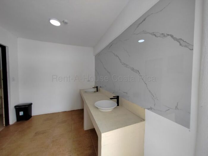 Venta de Hotel en Garabito-Jacó.  INVERSIÓN in Jacó, Garabito, Puntarenas — $1,200,000