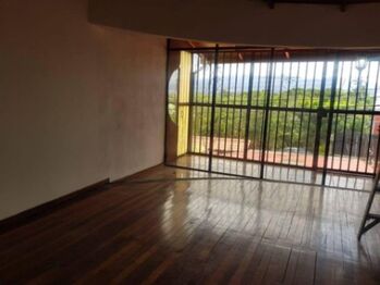 Casa + 4 Aptos en Venta en Montes de Oca, San José. in Sabanilla, Montes De Oca, San José — $385,000 - Photo 5 of 14