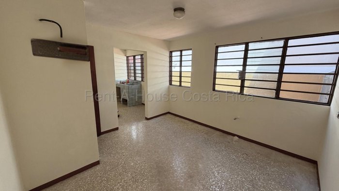 Venta de Casa en LOS YOSES-San José. RAH 27-405 in Zapote, San José — $265,000 - Photo 3 of 15
