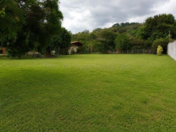 Venta de Lote en Santa Ana-Uruca. RAH 26-1976 in Uruca, Santa Ana, San José — $340,000