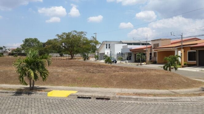 LOTE EN VENTA EN GRECIA ALAJUELA en Grecia, Alajuela — $86,000