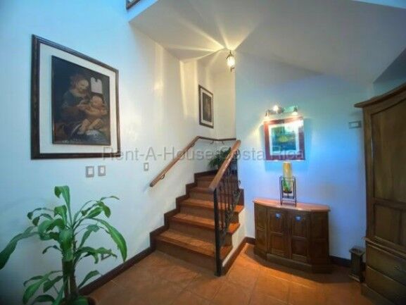 Venta de Casa en San Rafael-Ángeles, Heredia. RAH 26-1942 en Ángeles, San Rafael, Heredia — $760,000