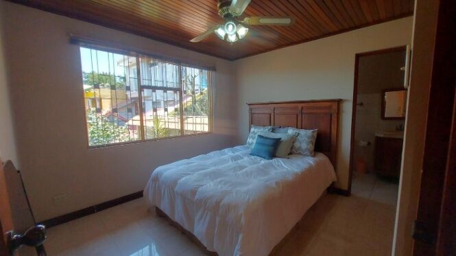 Venta de Casa en Montes de Oca, San José.  in Sabanilla, Montes De Oca, San José — ₡ 187 000 000