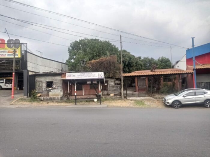 LOTE COMERCIAL A LA VENTA EN BARRIO SAN JOSÉ DE ALAJUELA  en San José, Alajuela — $860,000