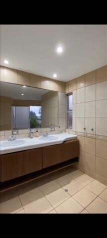 SE VENDE PRECIOSA CASA EN HEREDIA.  en San Isidro, Heredia — $320,000
