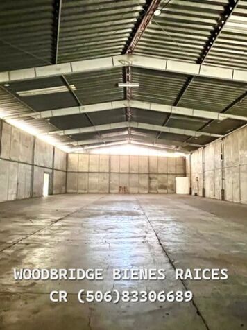 Bodega en alquiler Heredia Barreal $7.200 /800 metros in Heredia — $7,200