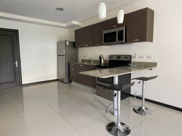 APARTAMENTO EN VENTA, SANTA ANA, $175.000 COD#26-915 in Santa Ana, San José — $175,000