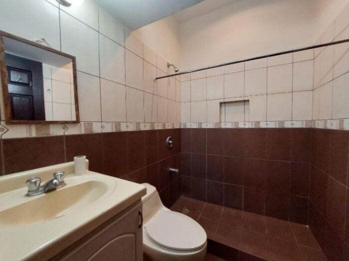Venta de Casa en Escazû, San José. RAH 25-1807 in Escazú, San José — $250,000