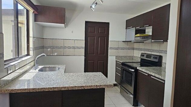 MLS-26-569 VENTA CASA MORAVIA SAN JOSE in La Trinidad, Moravia, San José — $220,000