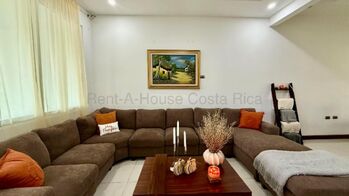 Se alquila casa en San Rafael Heredia 26-2217 in San Josecito, San Rafael, Heredia — $1,500 - Photo 4 of 24